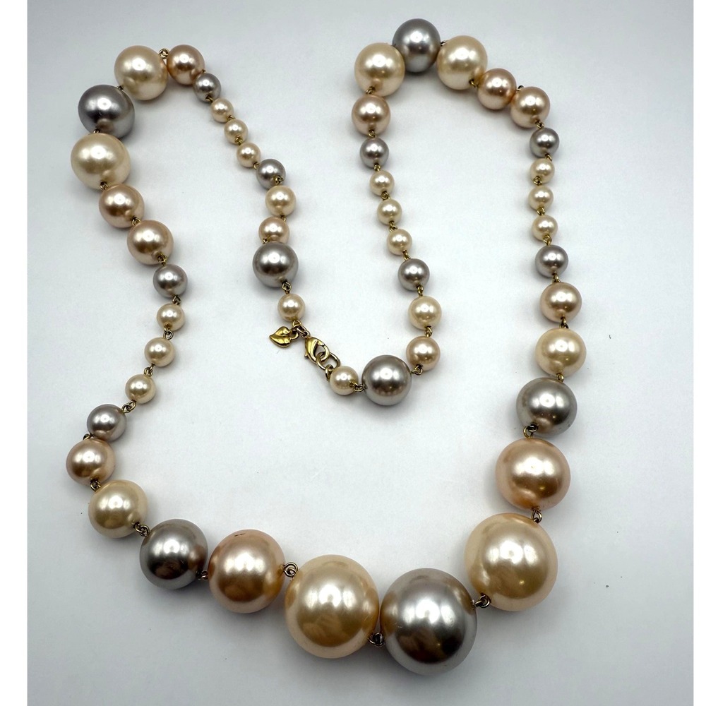Carolee Champagne‎ Faux Pearl Necklace – Elegant Classic Costume Jewelry